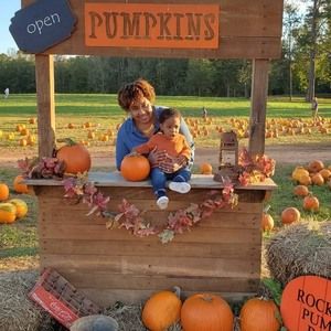 Meet your Posher, Christine